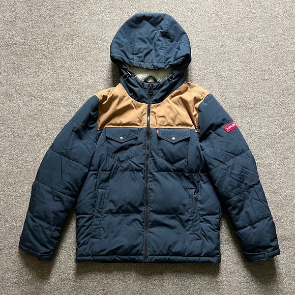 Levi’s Woodsman Puffer Quilted Fleece Hooded Winter Coat Jacket Navy Tan Mens M - Picture 1 of 16